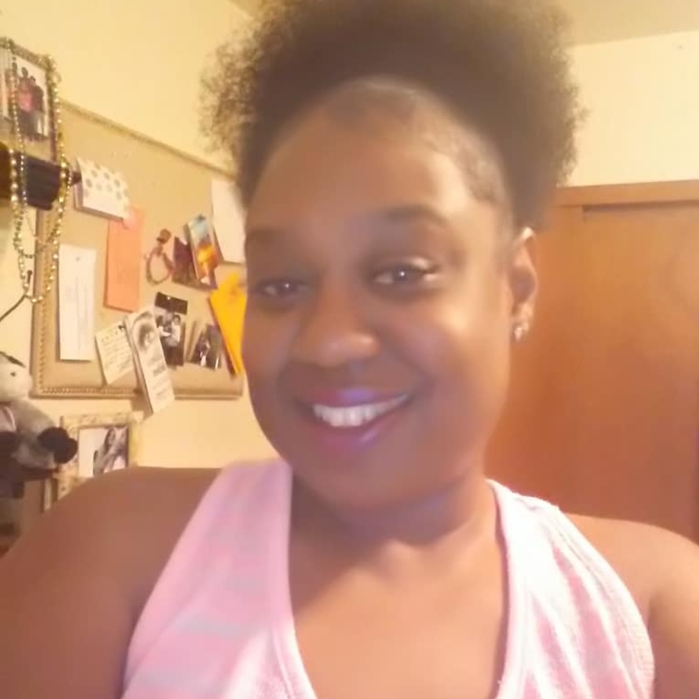 Meet your Posher, Kendra